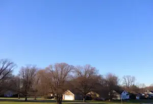 Warm mid-December day in Lexington, KY with clear skies.